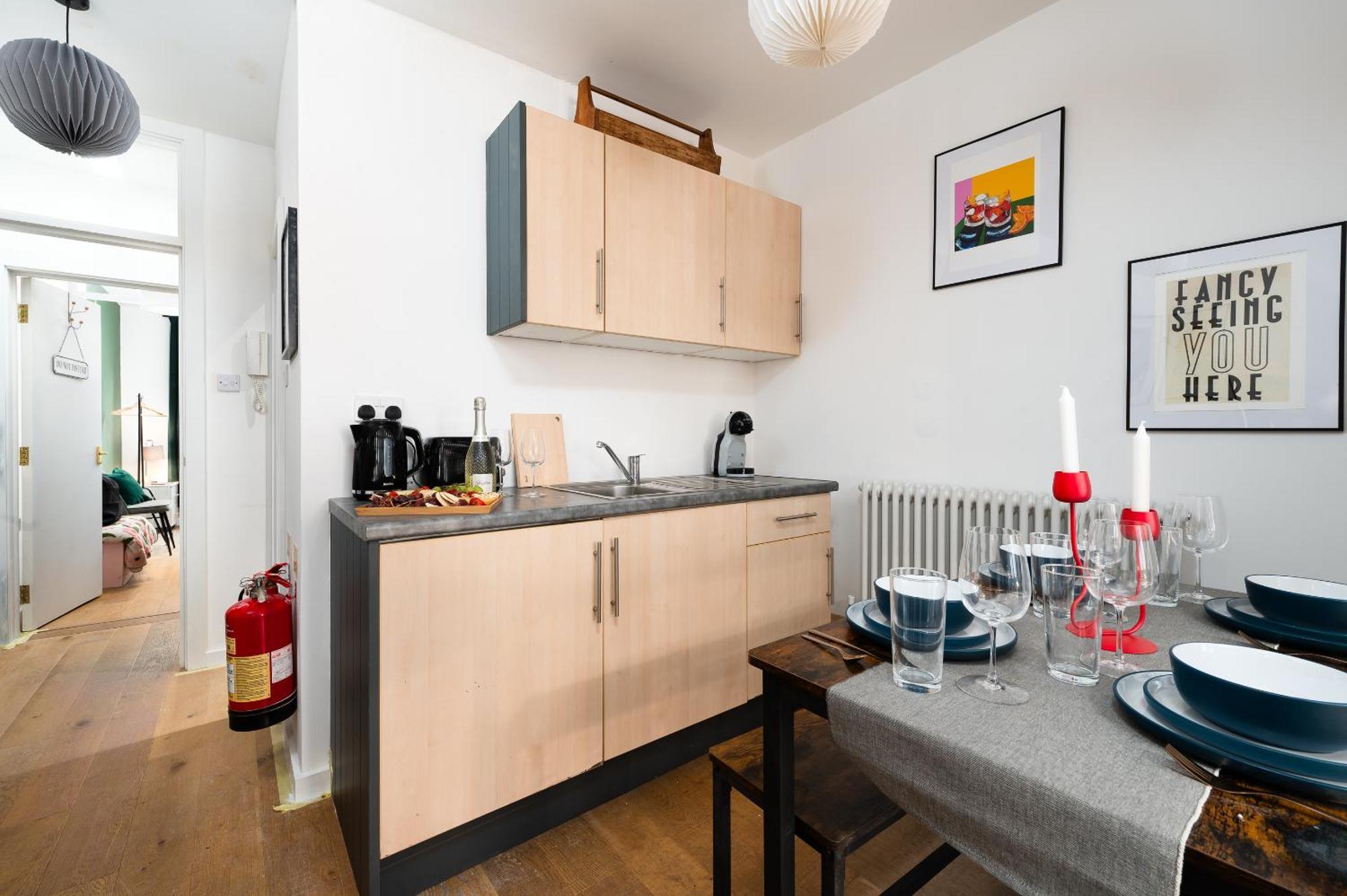 1Br Stylish Flat By Hostarahomes, Near Liverpool Street, Prime London Location, Sleeps Up To 4 Kültér fotó